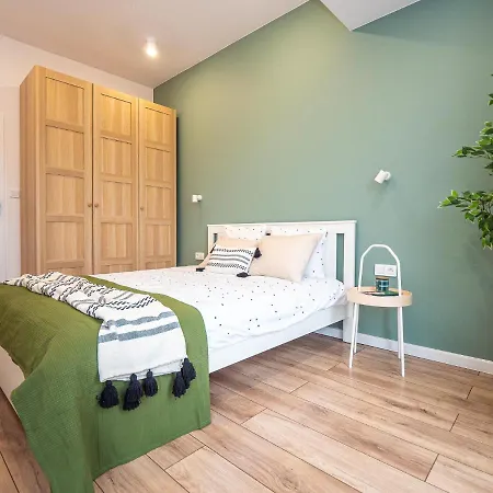 Oak Tree Apartament
